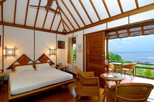 Ktdc Water Scapes Hotel คุมาราคม ภายนอก รูปภาพ