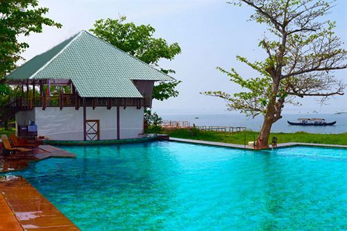 Ktdc Water Scapes Hotel คุมาราคม ภายนอก รูปภาพ
